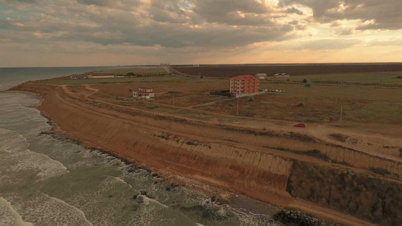 Casa Eden Costineşti